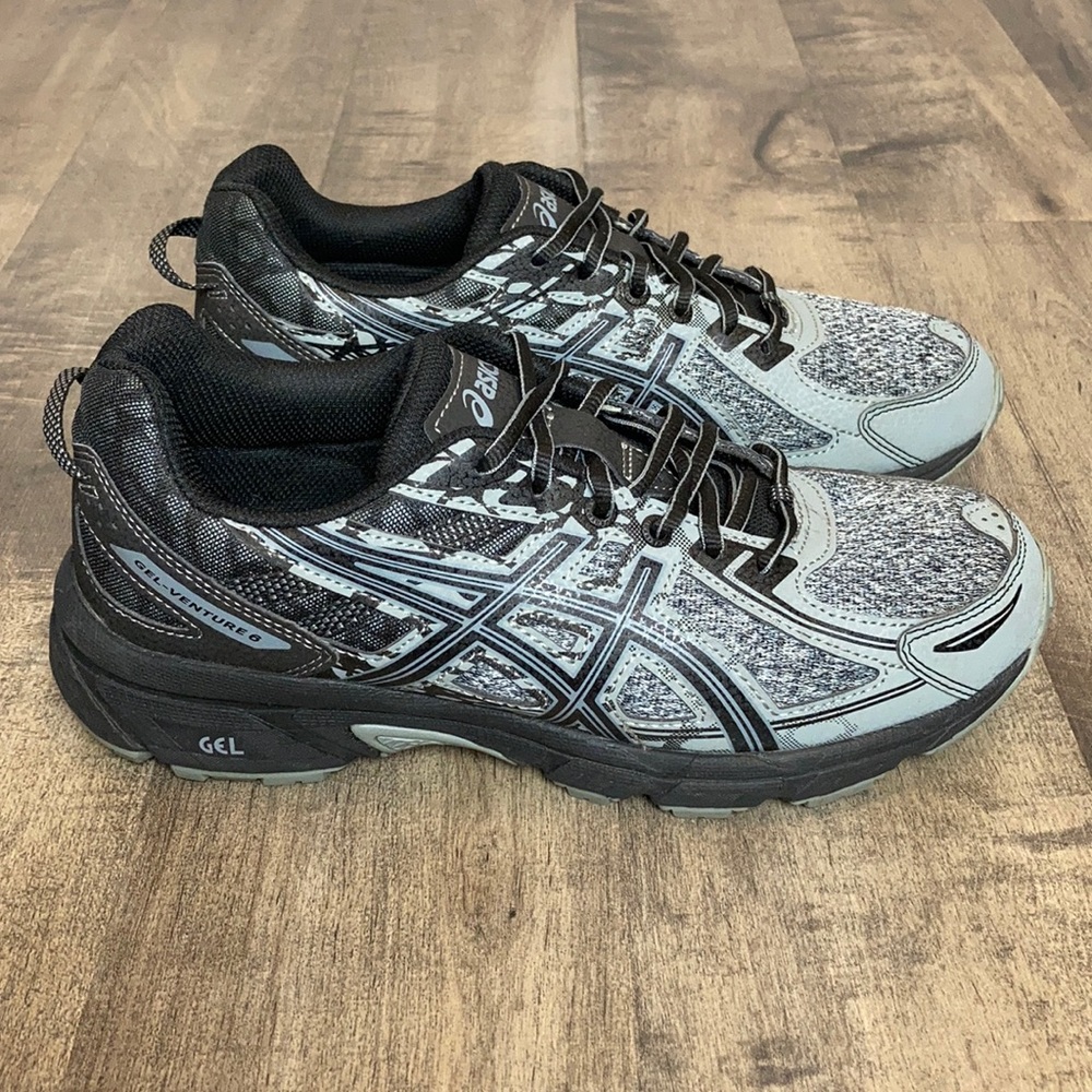 ASICS Gel Venture 6 Trail Running Sneakers